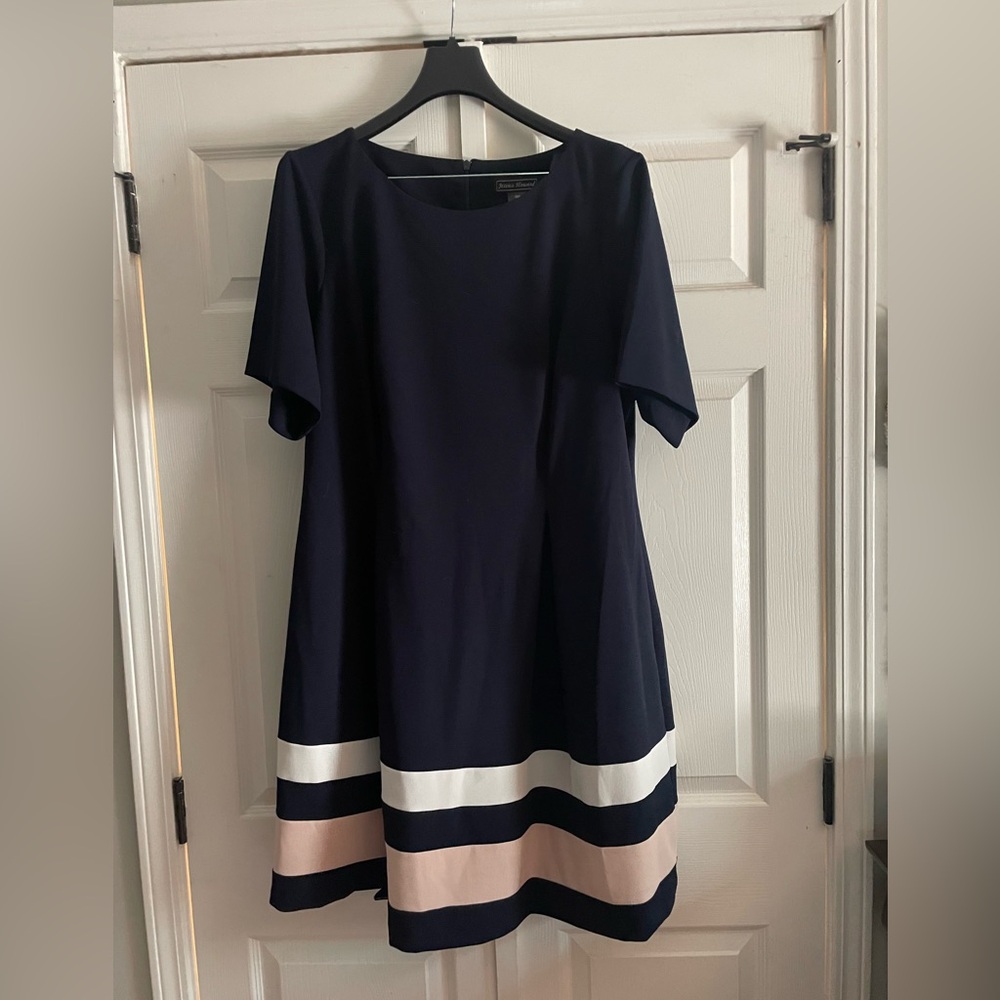Jessica Howard dress